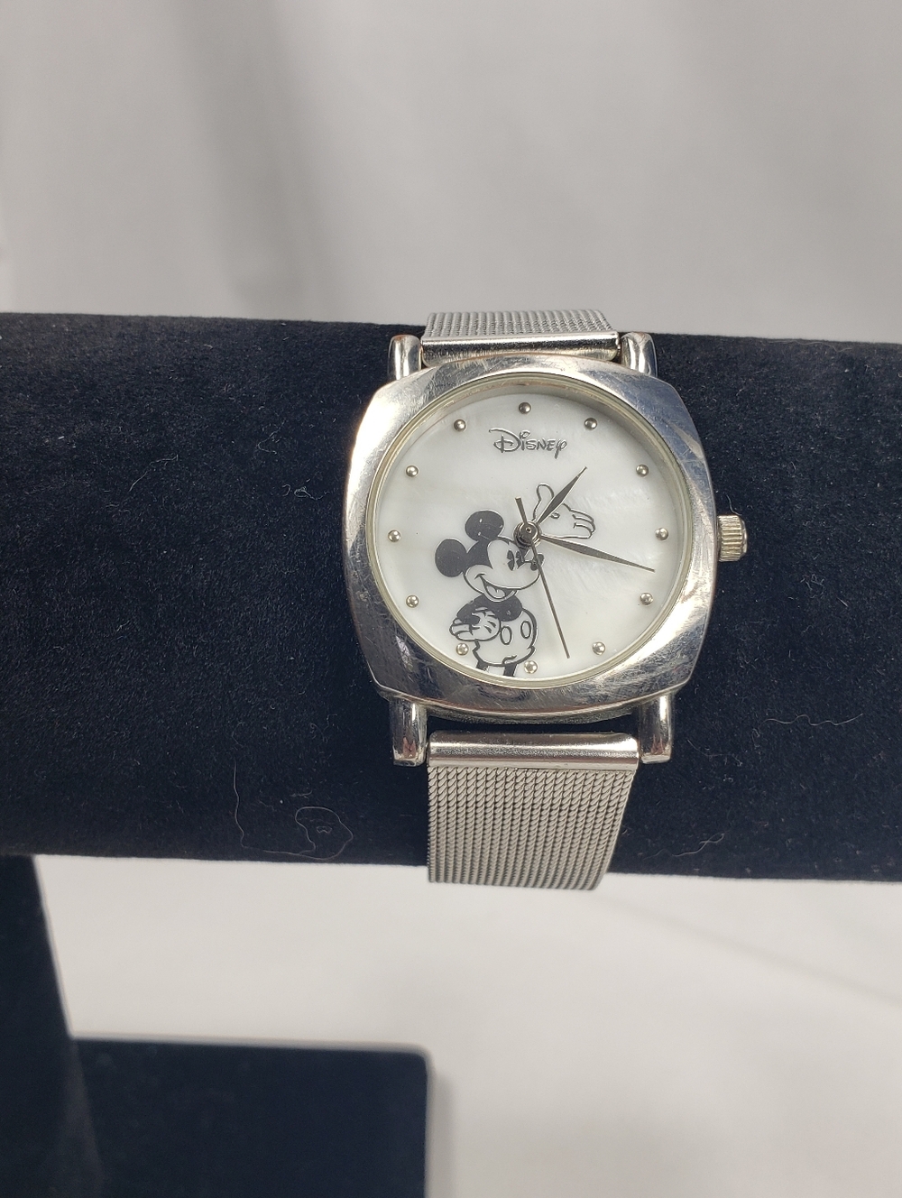 Disney Mickey Mouse Silver Tone Mesh Working Watch